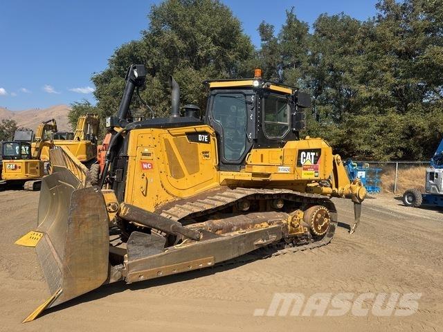 CAT D7E Bulldozer