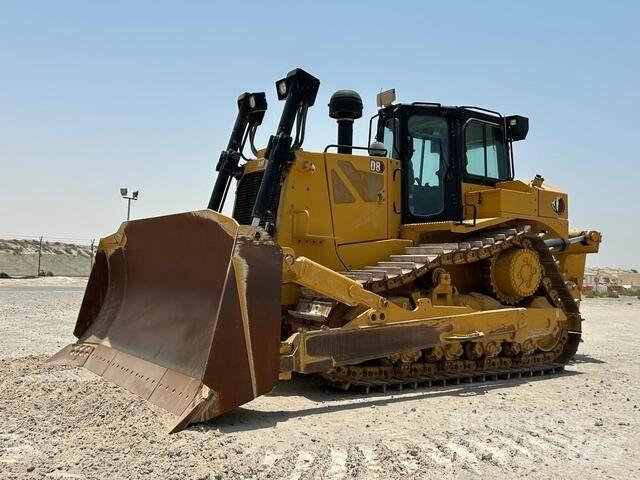 CAT D8 Bulldozer