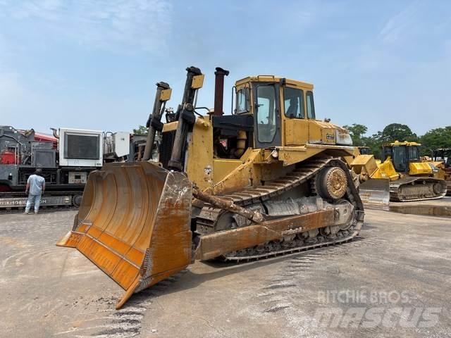 CAT D8L Bulldozer