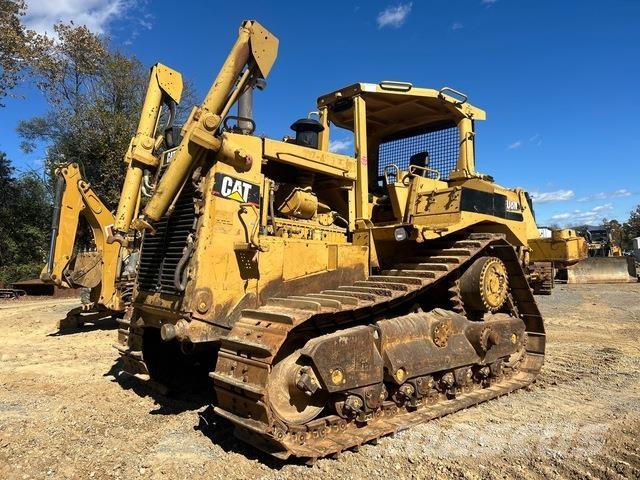 CAT D8N Bulldozer