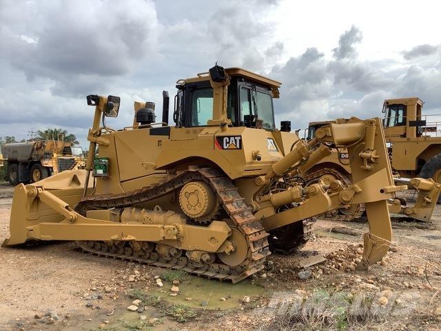 CAT D8T Bulldozer