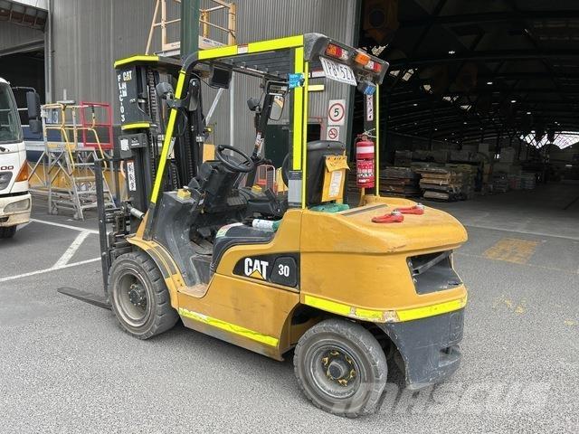 CAT DP30 Andere Gabelstapler