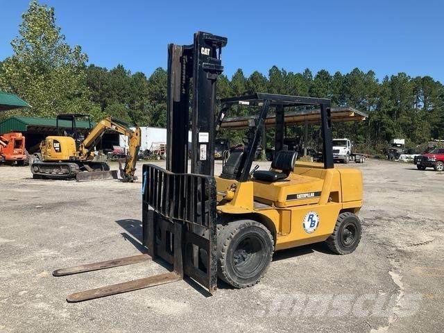 CAT DP45K Andere Gabelstapler