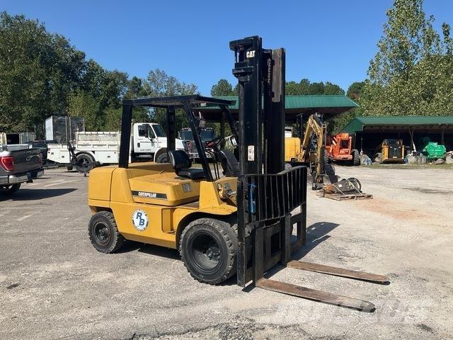 CAT DP45K Andere Gabelstapler