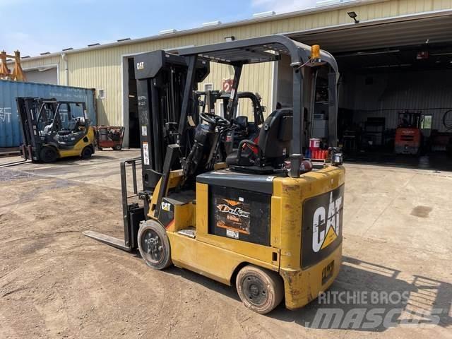 CAT E5000 Elektrostapler