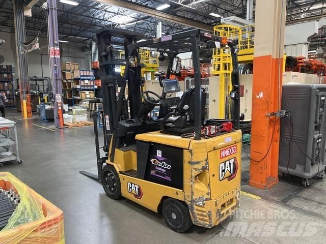 CAT EC25N Elektrostapler