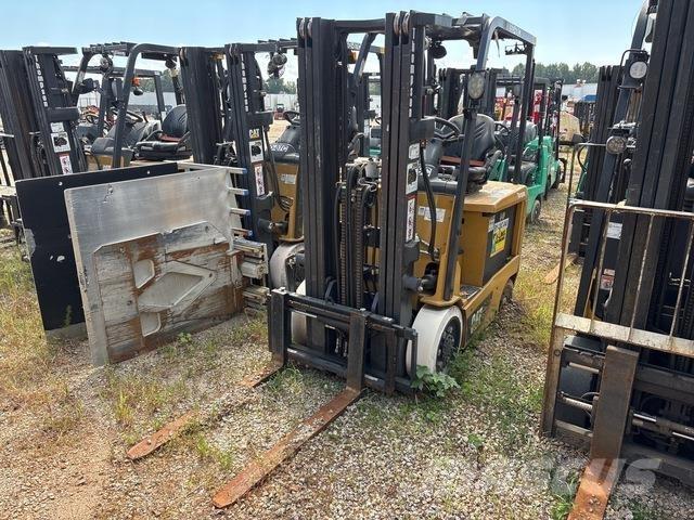 CAT EC25N2 Elektrostapler