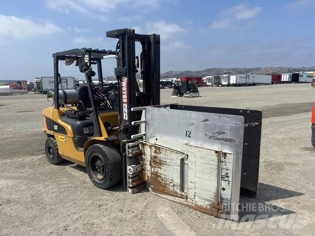 CAT GP33N Sonstige Baumaschinen