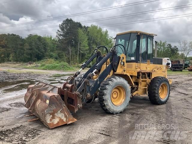 CAT IT18F Radlader