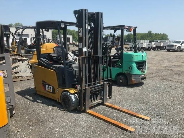 CAT MH 2ET4000 Elektrostapler