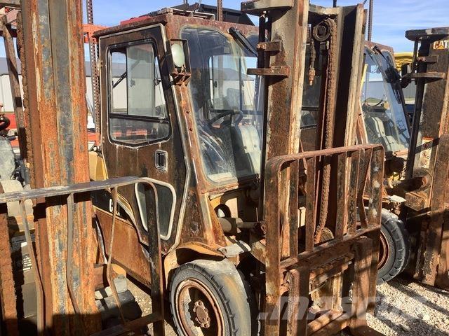 CAT MH GP30N Andere Gabelstapler