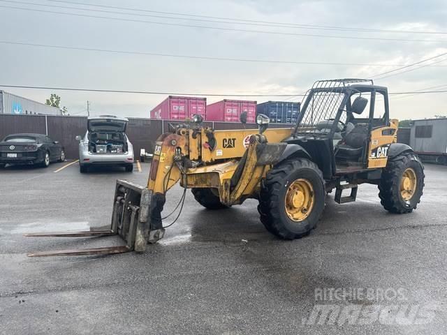 CAT TH560B Teleskoplader