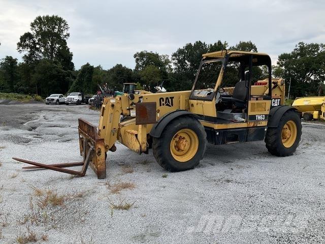 CAT TH63 Teleskoplader