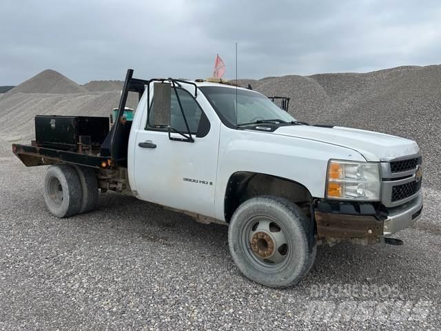 Chevrolet 3500 Pritschenwagen/Pritschenwagen mit Seitenklappe