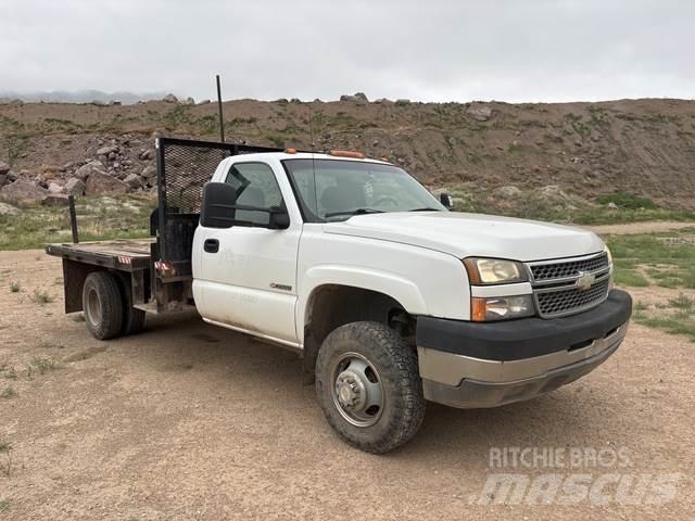 Chevrolet 3500 Pritschenwagen/Pritschenwagen mit Seitenklappe
