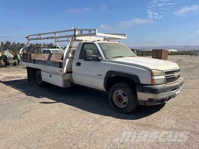Chevrolet 3500 Pritschenwagen/Pritschenwagen mit Seitenklappe