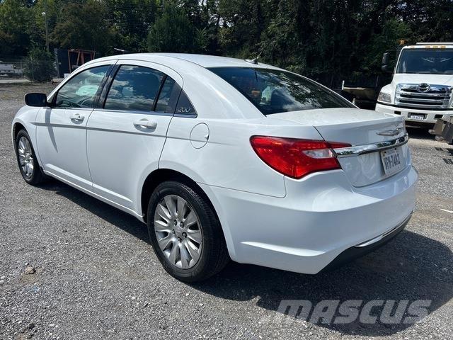 Chrysler 200 PKWs