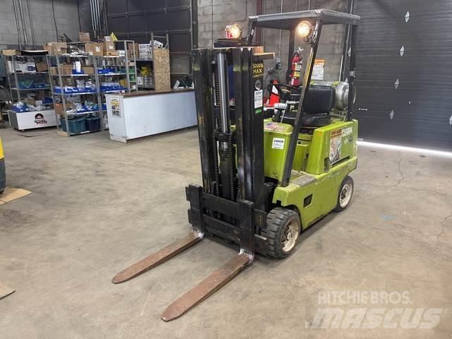 Clark C300-50 Sonstige Baumaschinen