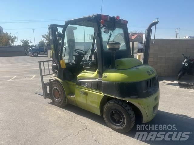 Clark C40D Sonstige Baumaschinen