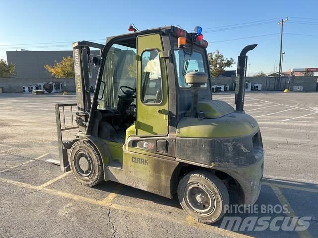 Clark C40D Sonstige Baumaschinen