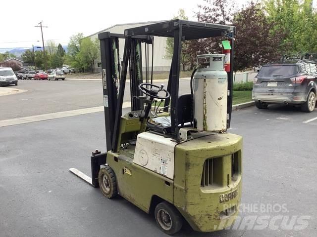 Clark C500-30 Sonstige Baumaschinen