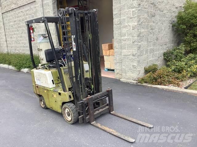 Clark C500-30 Sonstige Baumaschinen