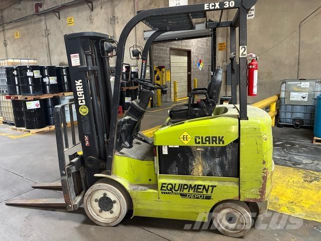 Clark ECW30 Elektrostapler