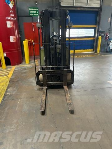 Clark TMX25 Elektrostapler