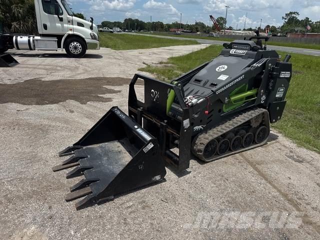 Cougar CG827 Kompaktlader