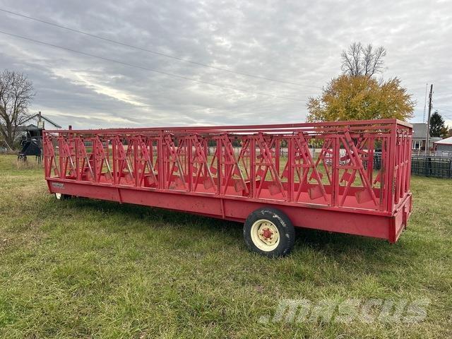  Creekbank Futtermischwagen