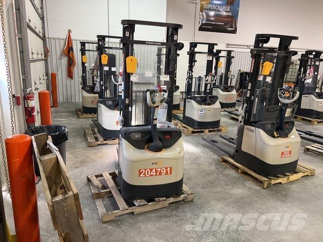 Crown ES 4000 Selbstfahrstapler