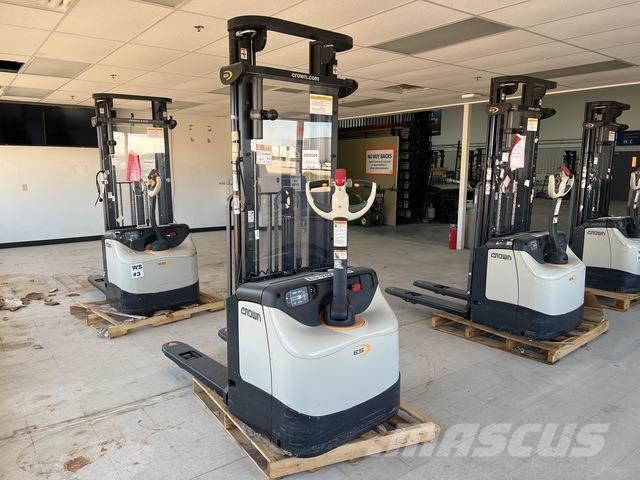 Crown ES 4000 Selbstfahrstapler