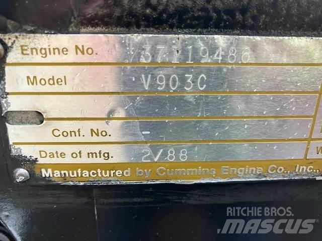Cummins V903C Motoren