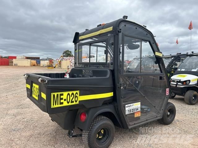 Cushman 800E Sonstige Baumaschinen