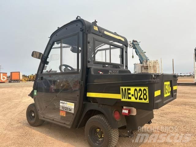 Cushman 800E Sonstige Baumaschinen