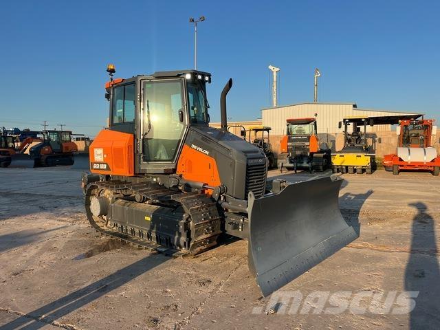 Develon DD100 Bulldozer
