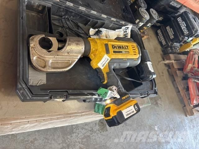 DeWalt DCE300 Sonstige Baumaschinen