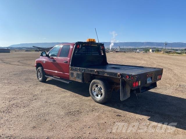 Dodge 2500 Pritschenwagen/Pritschenwagen mit Seitenklappe