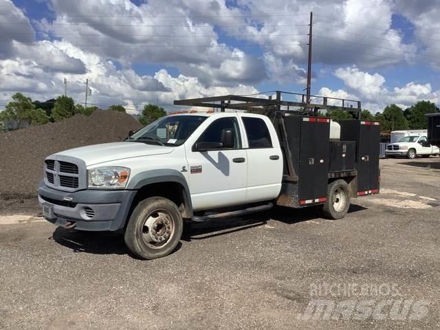 Dodge 5500 Pickup/Pritschenwagen