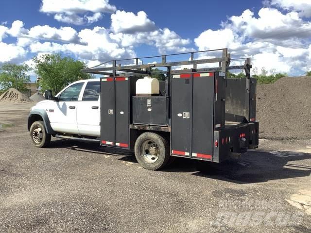 Dodge 5500 Pickup/Pritschenwagen