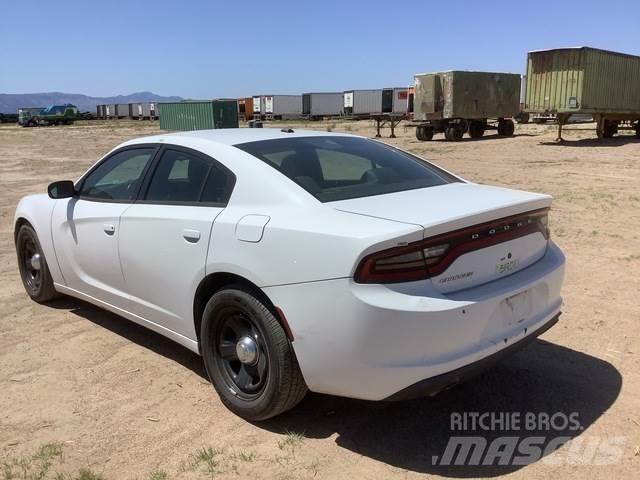 Dodge Charger PKWs