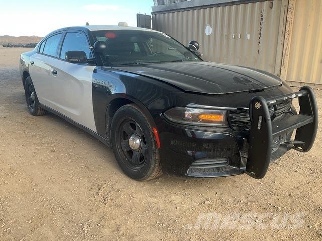 Dodge Charger PKWs