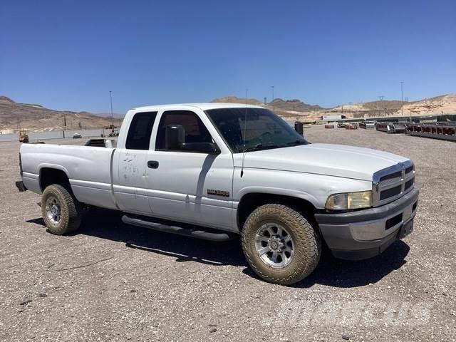 Dodge Ram 2500 Andere Transporter