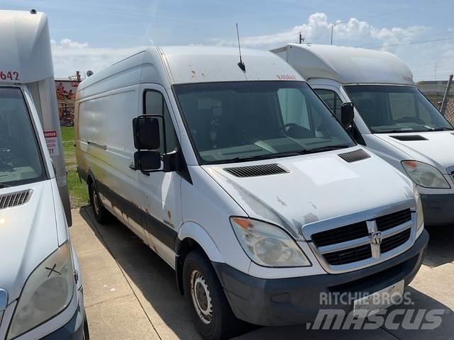 Dodge Sprinter Lieferwagen