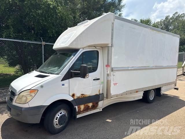 Dodge Sprinter Lieferwagen