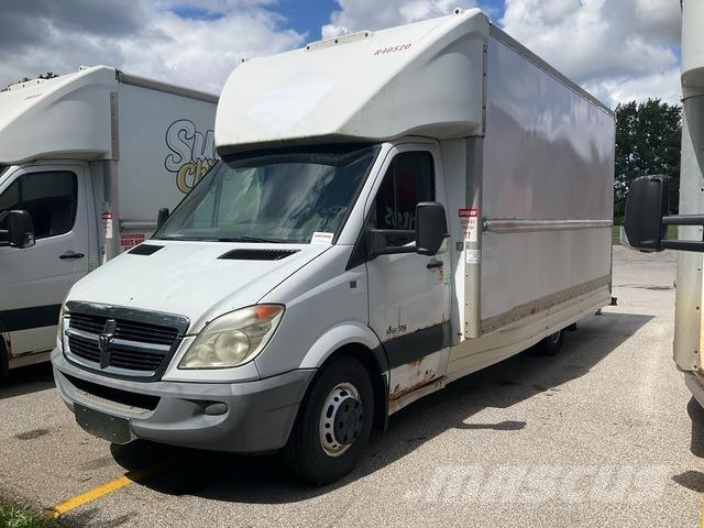 Dodge Sprinter Lieferwagen