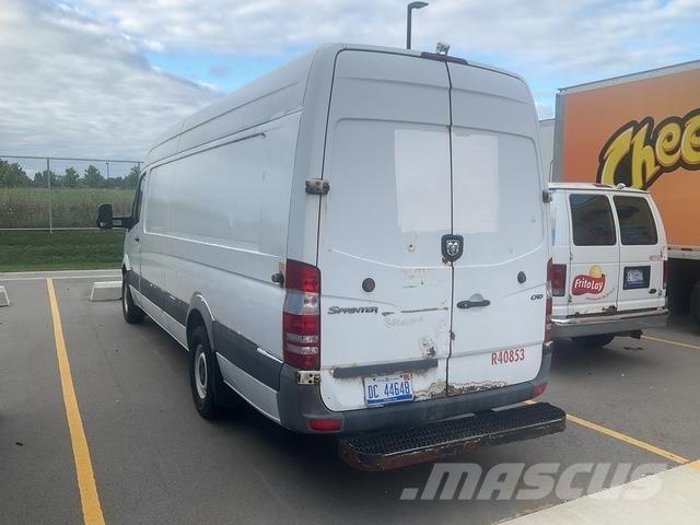 Dodge Sprinter Lieferwagen