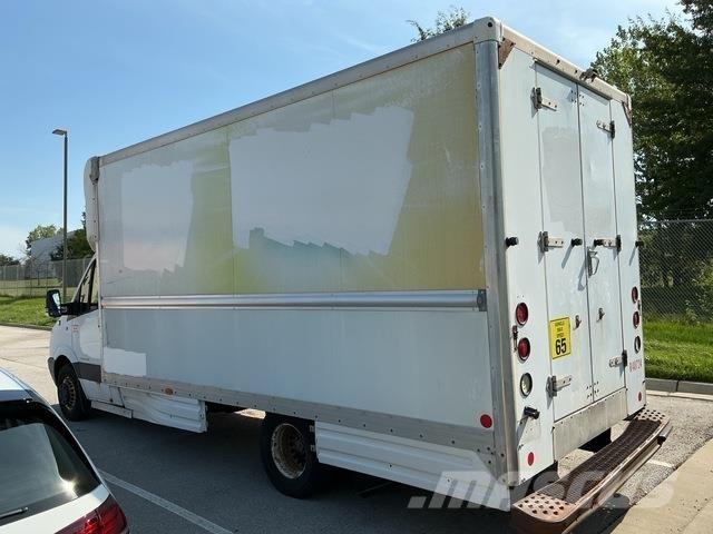 Dodge Sprinter Lieferwagen