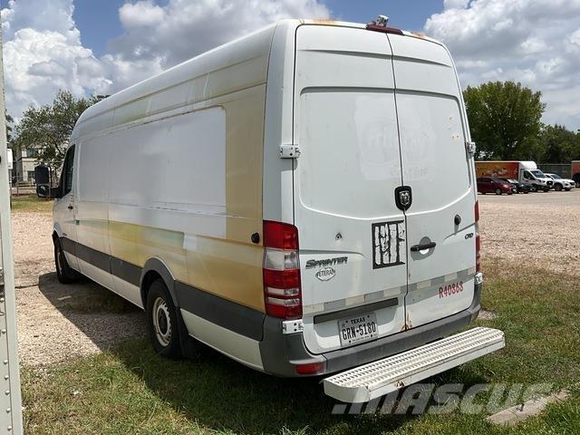 Dodge Sprinter Lieferwagen