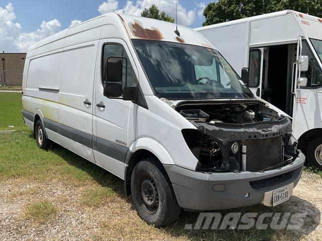 Dodge Sprinter Lieferwagen
